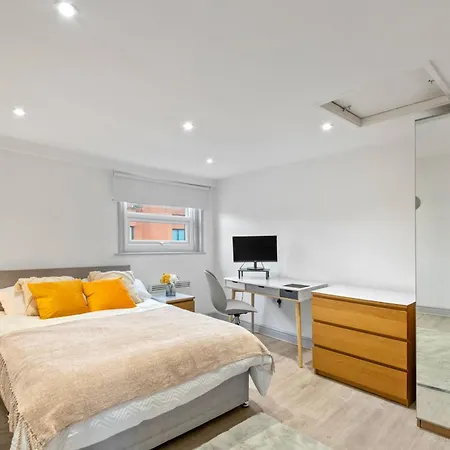 Central Reading 2-Bed Apartment, Walk To Station Exterior photo